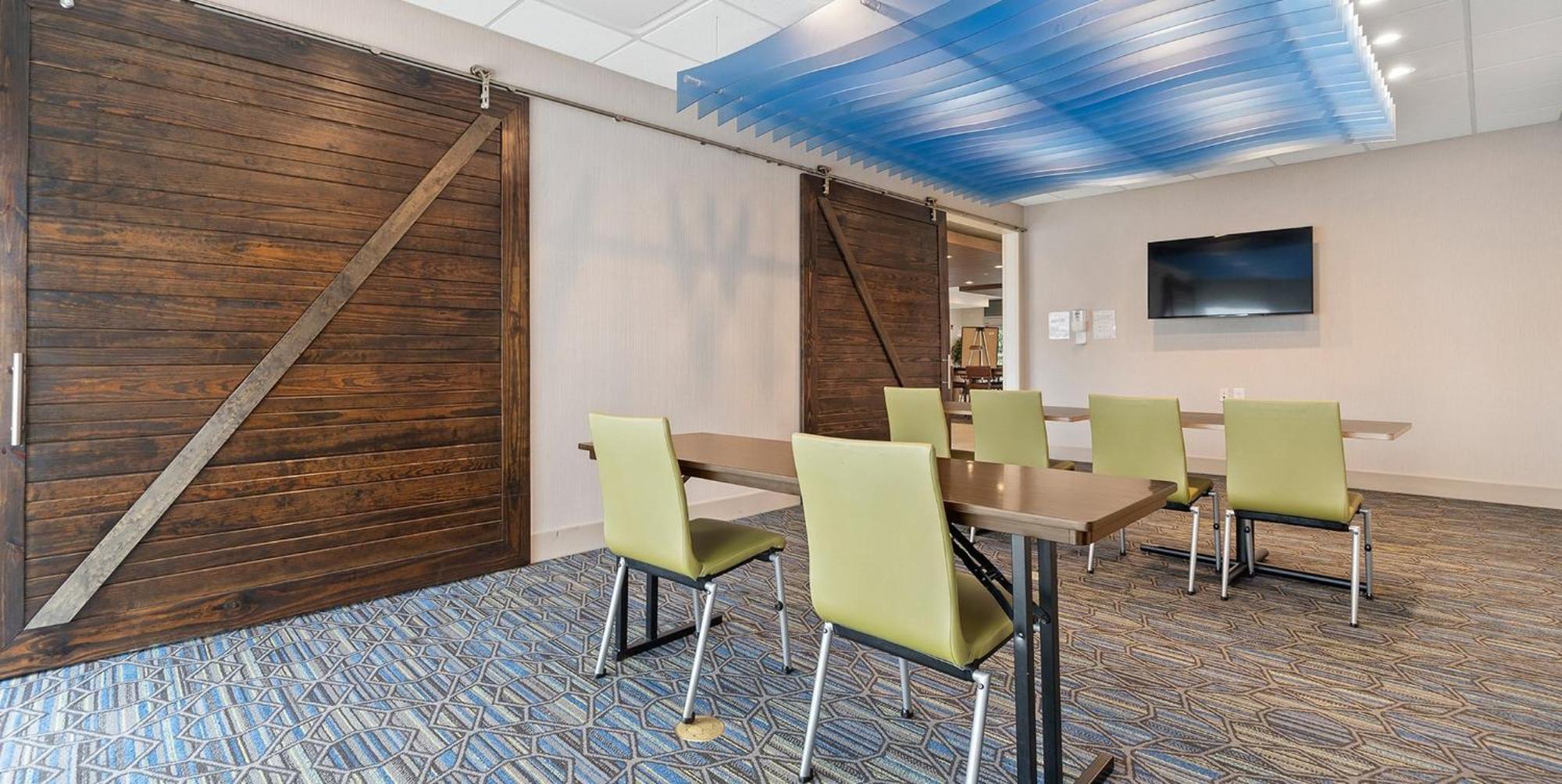 Holiday Inn Express & Suites Macon North By Ihg מראה חיצוני תמונה